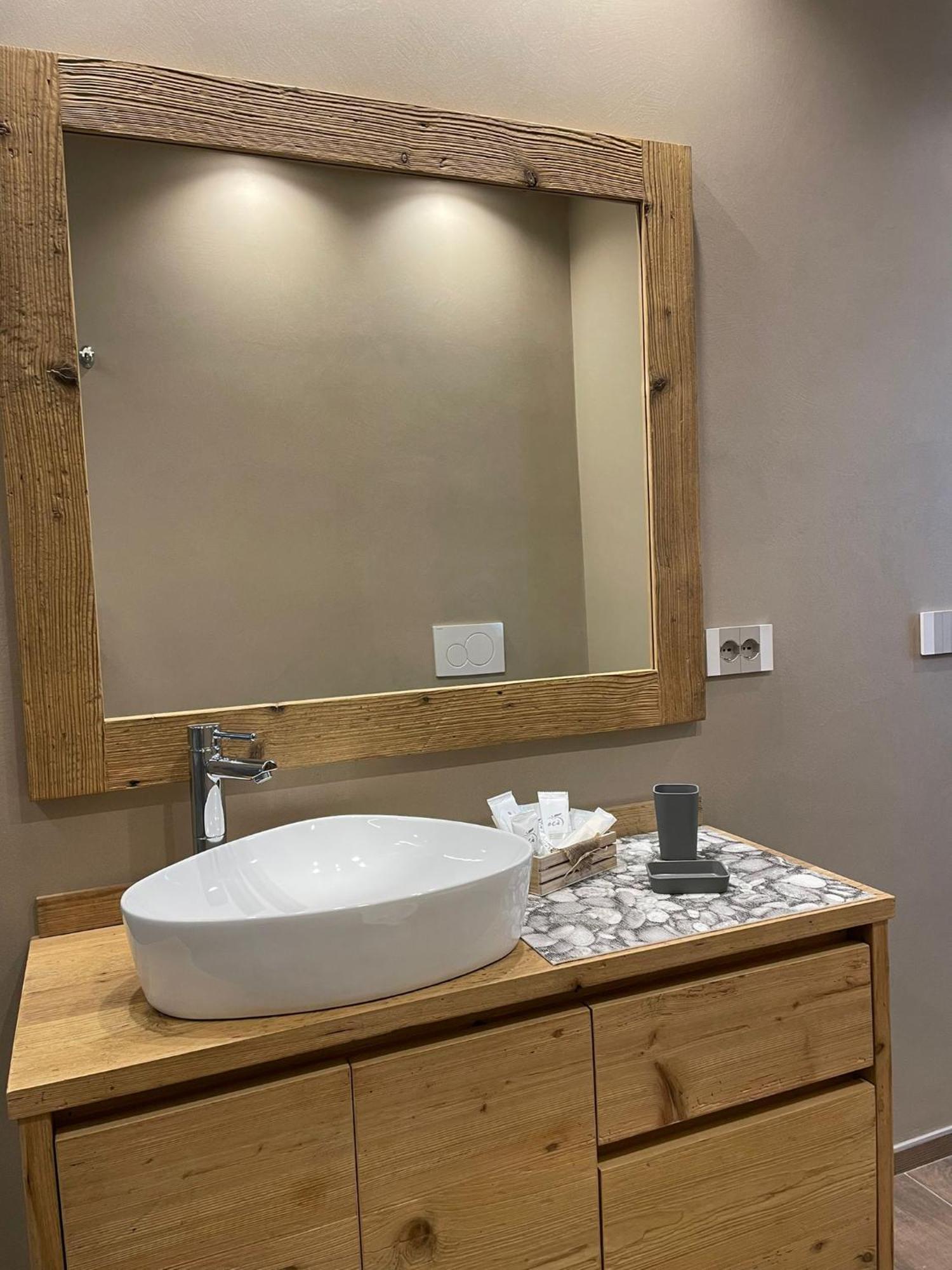 Trilogy Apartment Aosta Ngoại thất bức ảnh